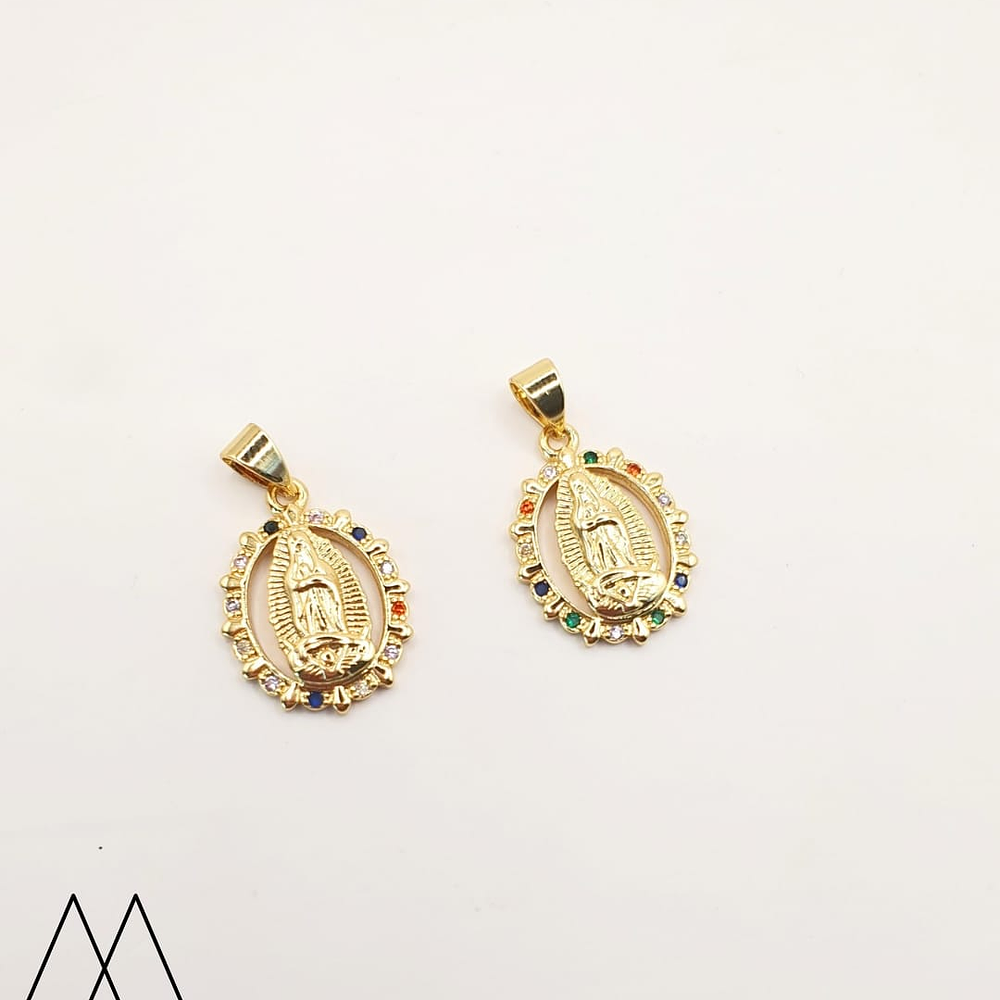 Colgante Virgen, con argolla 25mm