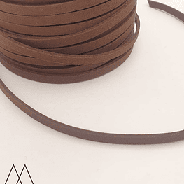 Rollo de Gamuza Marrón de 5mm. 40 metros
