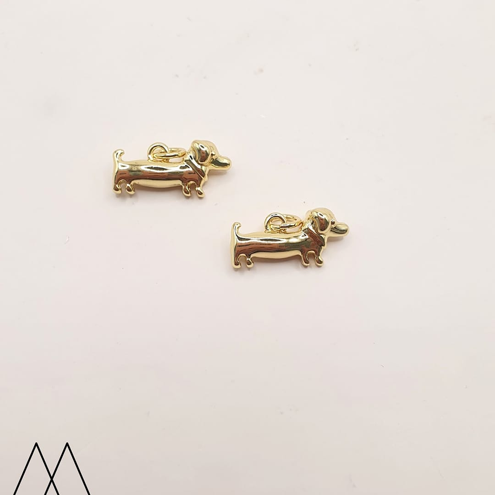 Colgante Salchicha dorado, con argolla 25mm