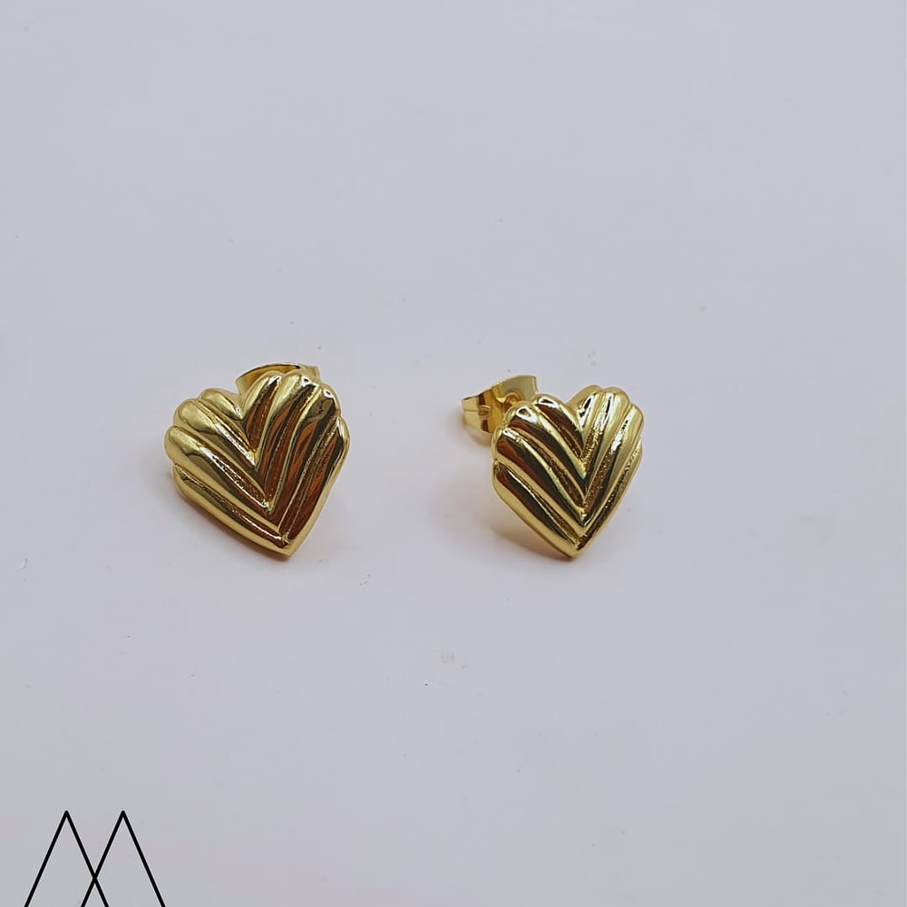 Aro Corazón Lineas doradas 15mm