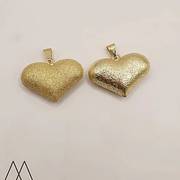 Colgante corazón satinado, con portacolgante 40mm