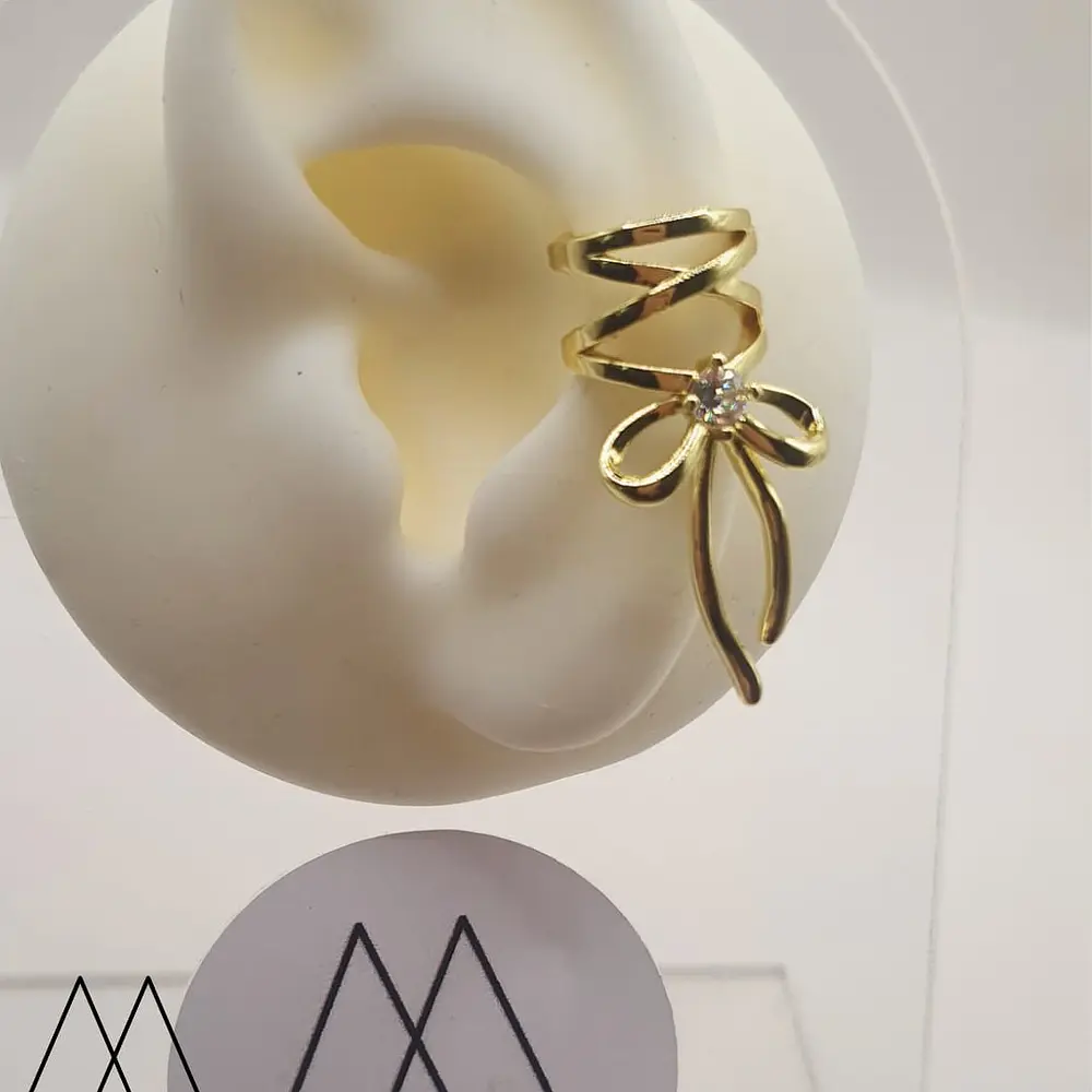 Earcuff Lazo