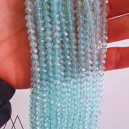 Cristal Murano 4mm, celeste traslucido