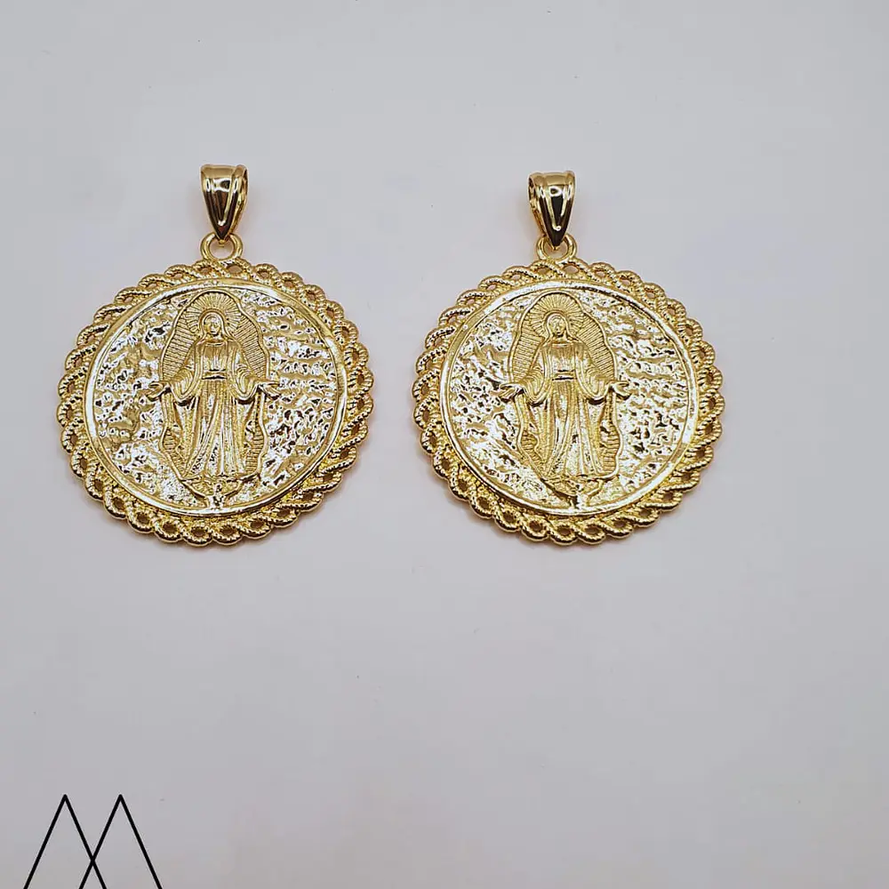 Colgante Virgen Circular dorado, con portadije 50mm