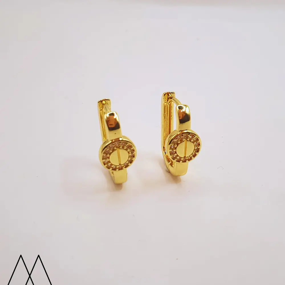 Argollas con sello frontal