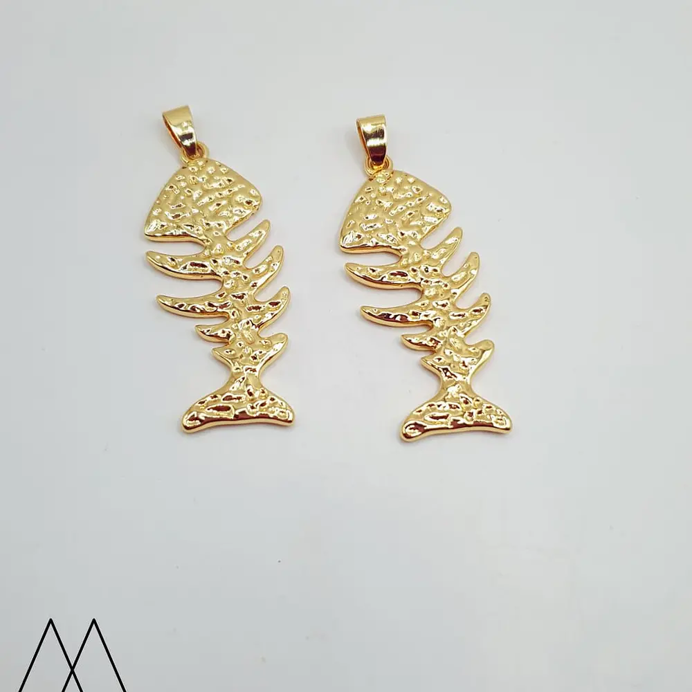 Colgante Pez dorado espinas, con portadije 50mm