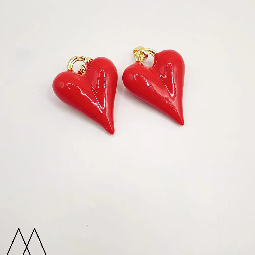 Colgante corazón rojo alargado, con portadije 30mm