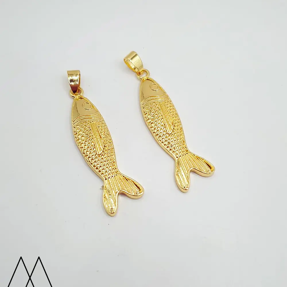 Colgante Pez dorado, con argolla 20mm