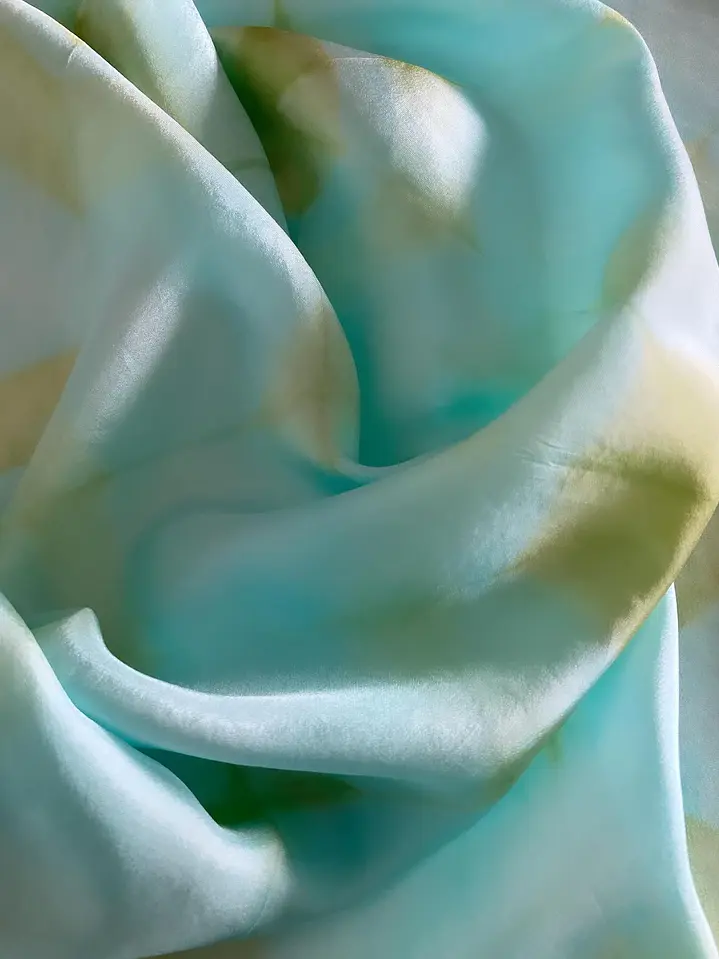 Pañuelo seda agua turquesa 1