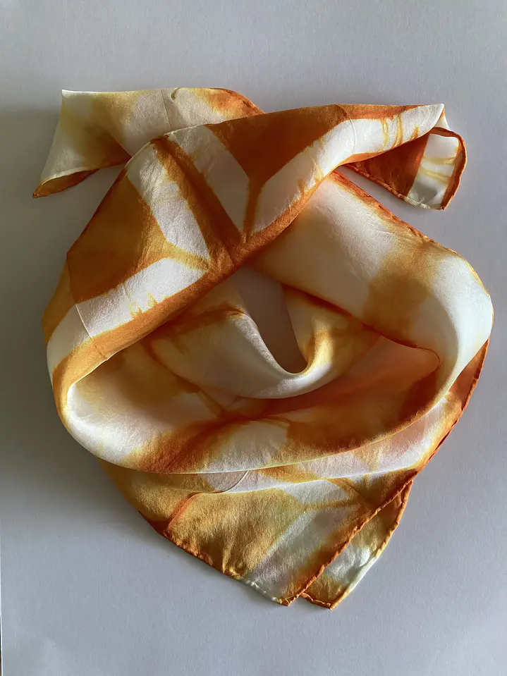 Pañuelo seda cuadro naranja 3