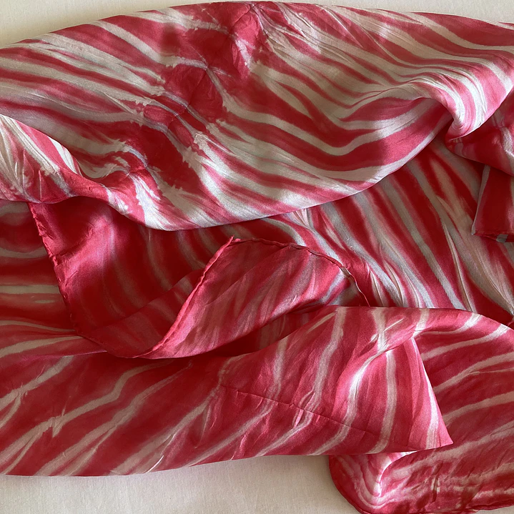 Pañuelo cuadrado arashi rojo 3