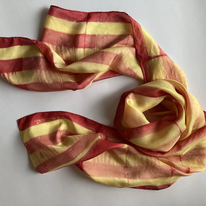 Pañuelo seda líneas oro 1