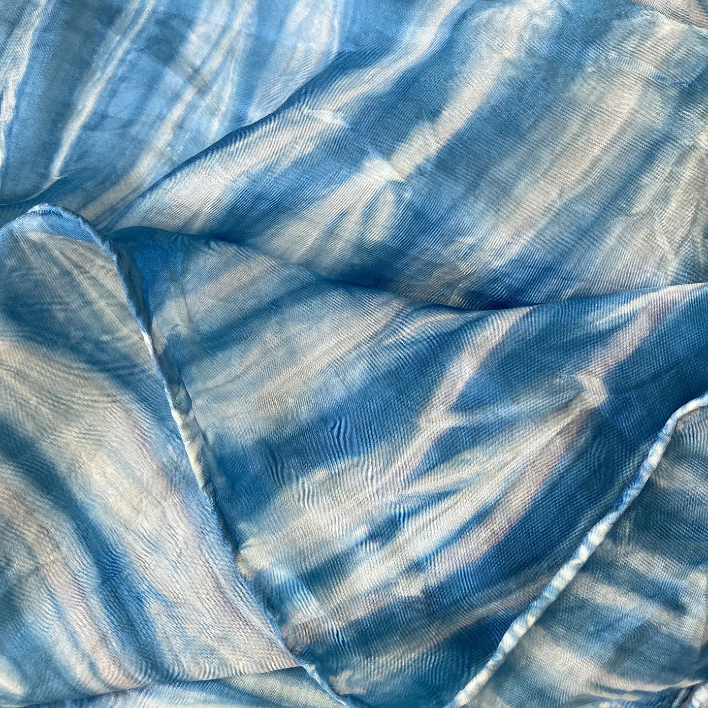 Pañuelo seda arashi petróleo  2