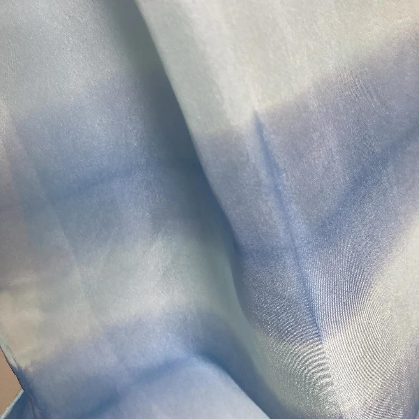 Pañuelo seda rayas celeste 3