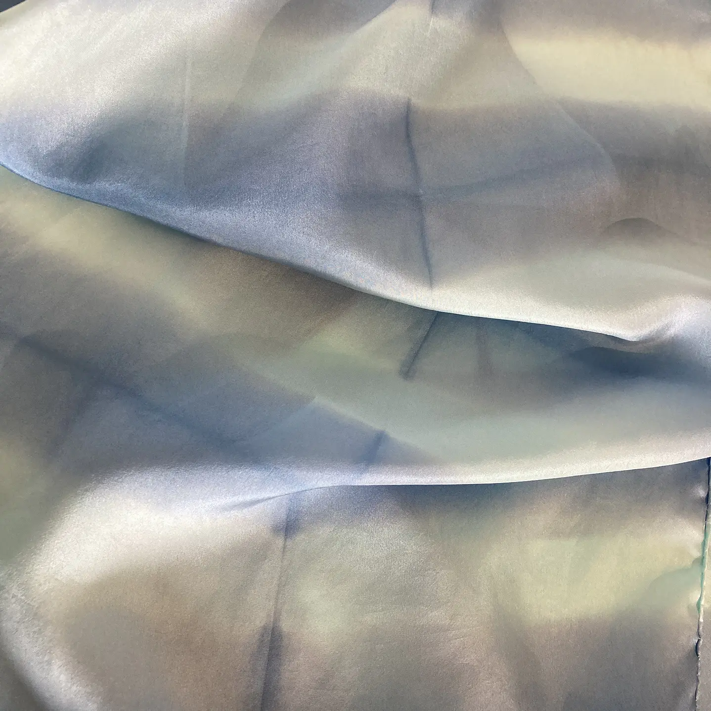 Pañuelo seda rayas celeste 4