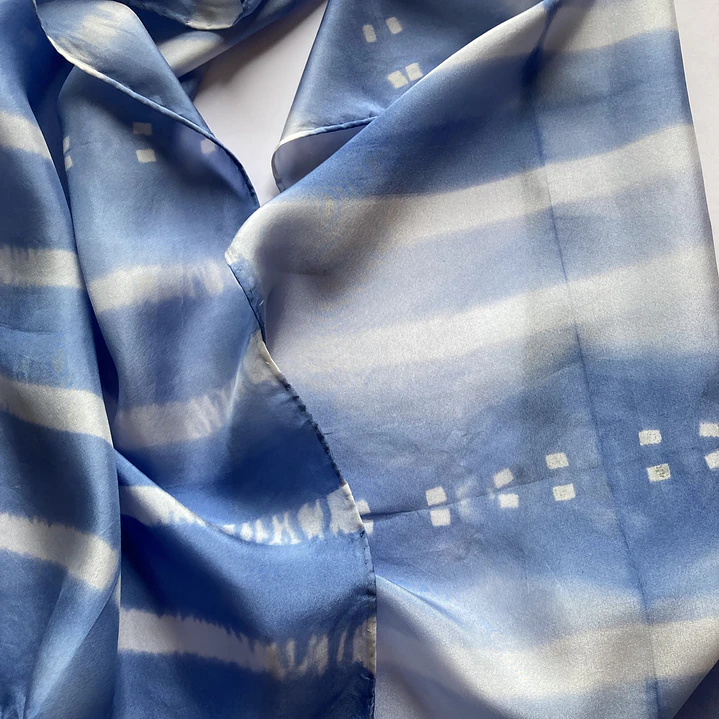 Pañuelo seda rayas azul 4