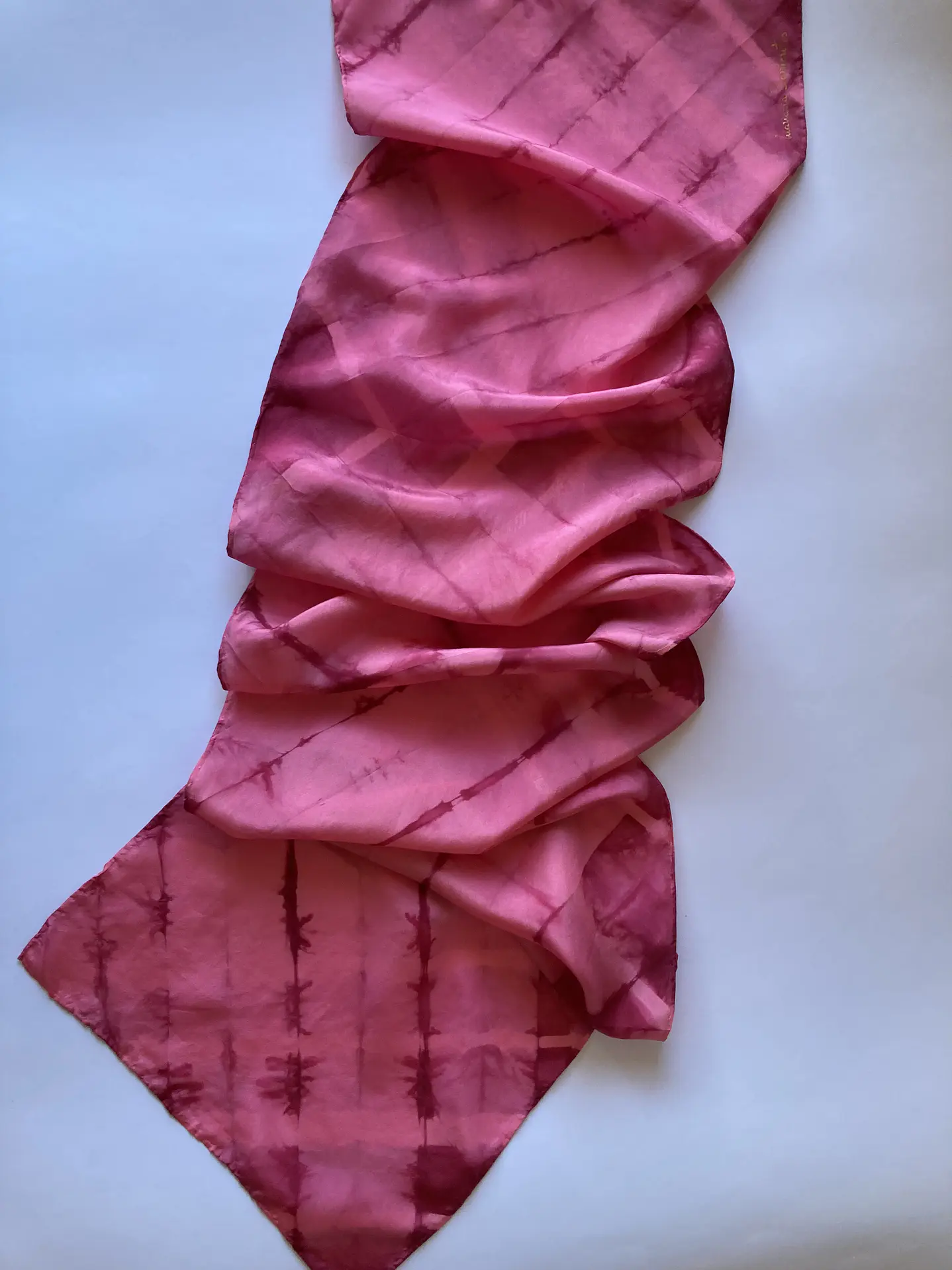 Pañuelo seda frambuesa 1