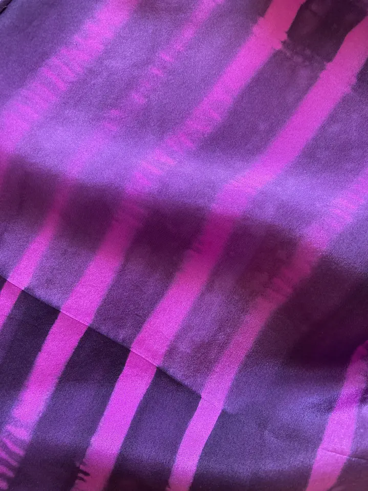 Pañuelo seda fucsia 2