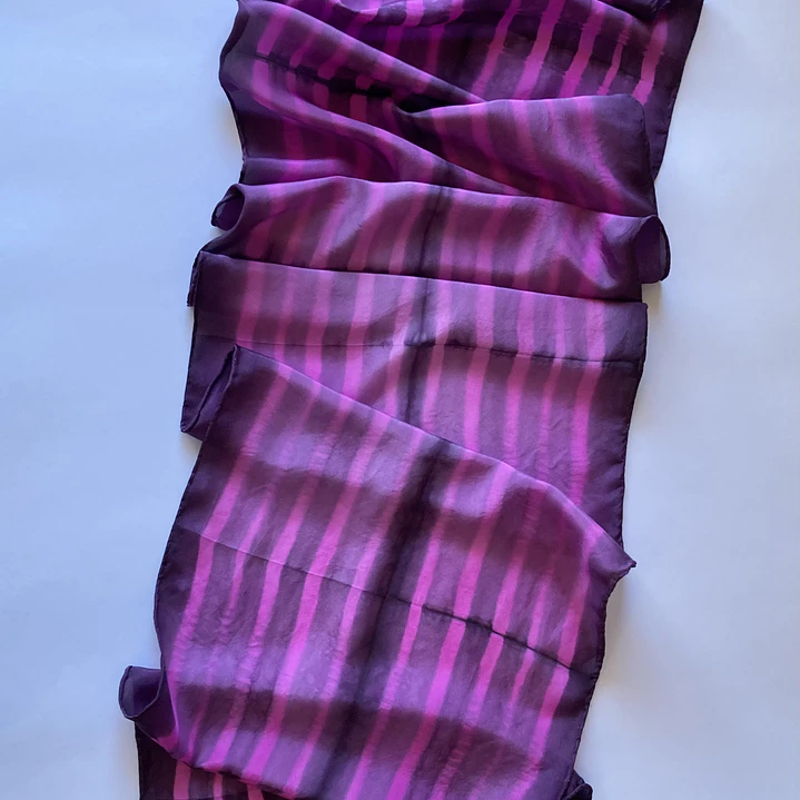 Pañuelo seda fucsia 3