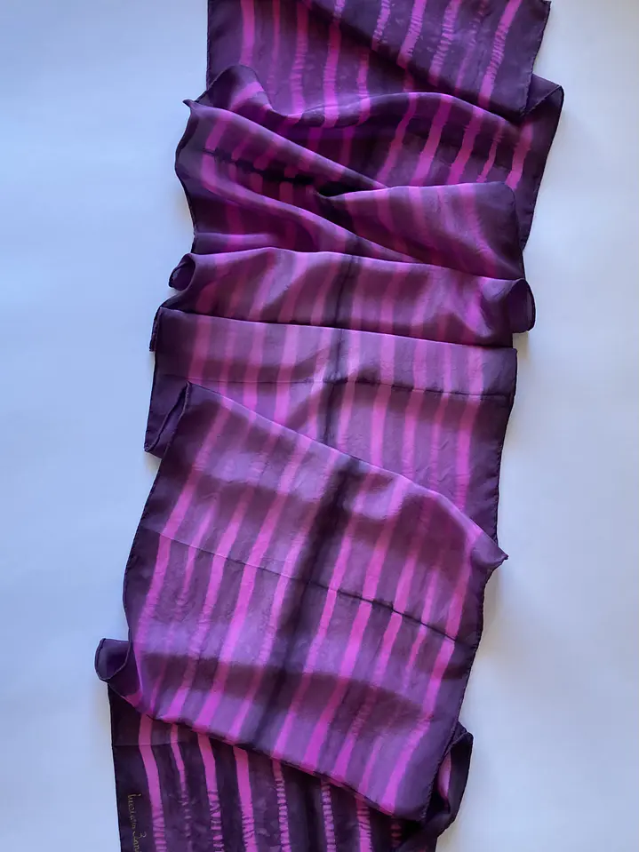 Pañuelo seda fucsia 3
