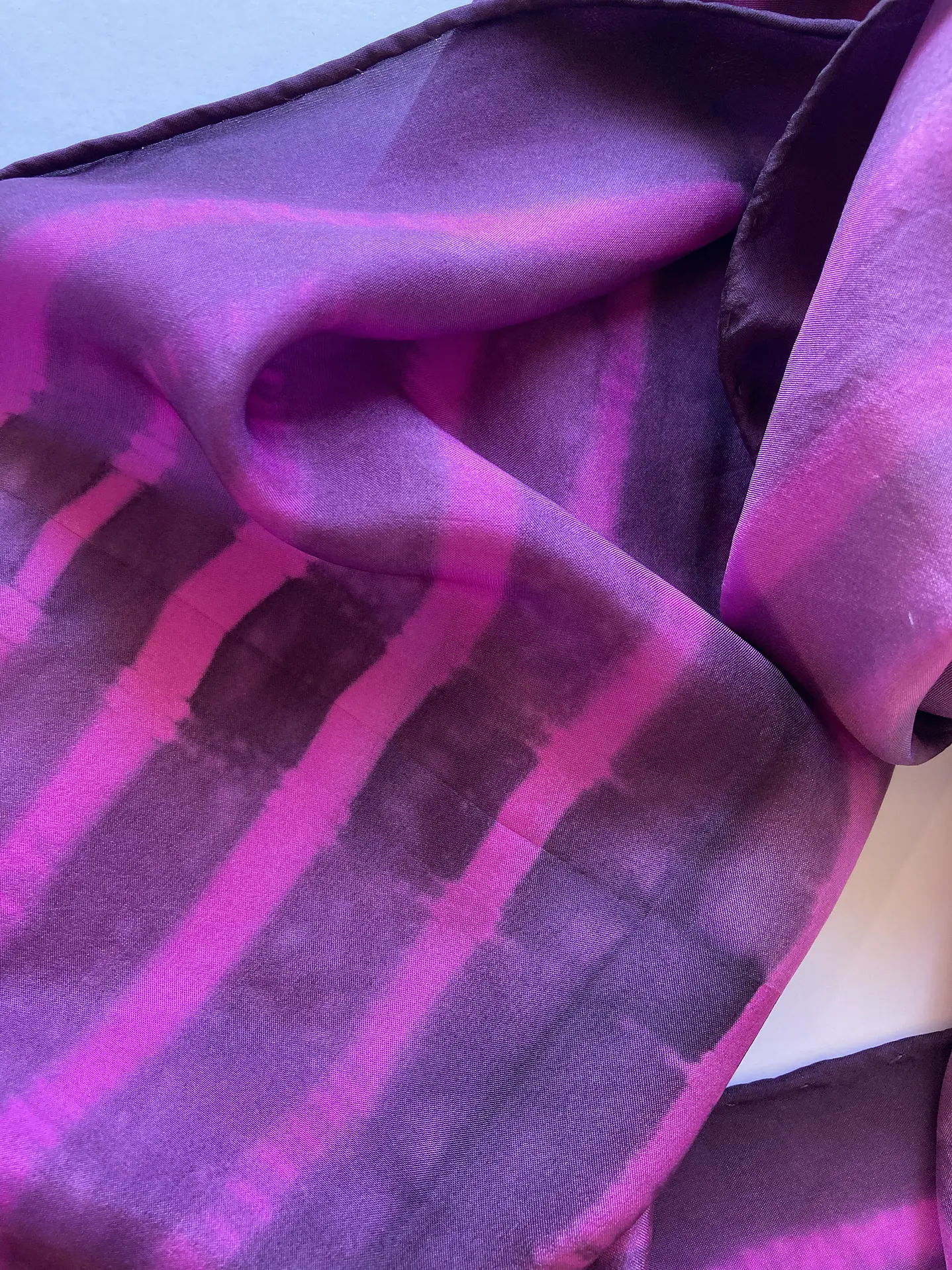 Pañuelo seda fucsia 4