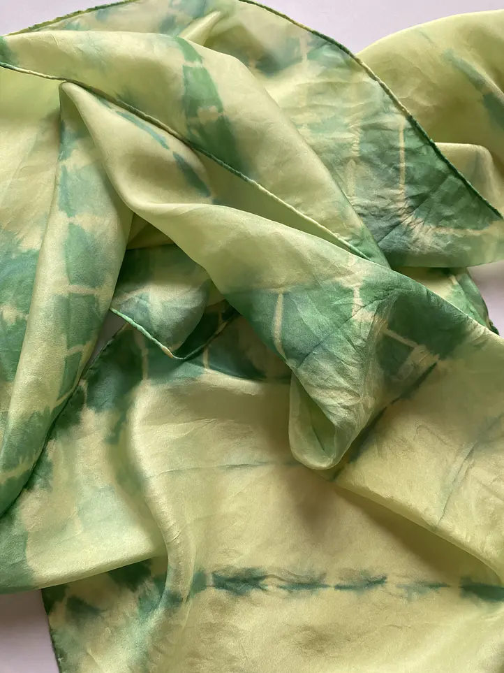 Pañuelo seda verde 5