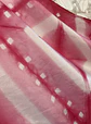 Pañuelo seda rombos y puntos fucsia  - Miniatura 3