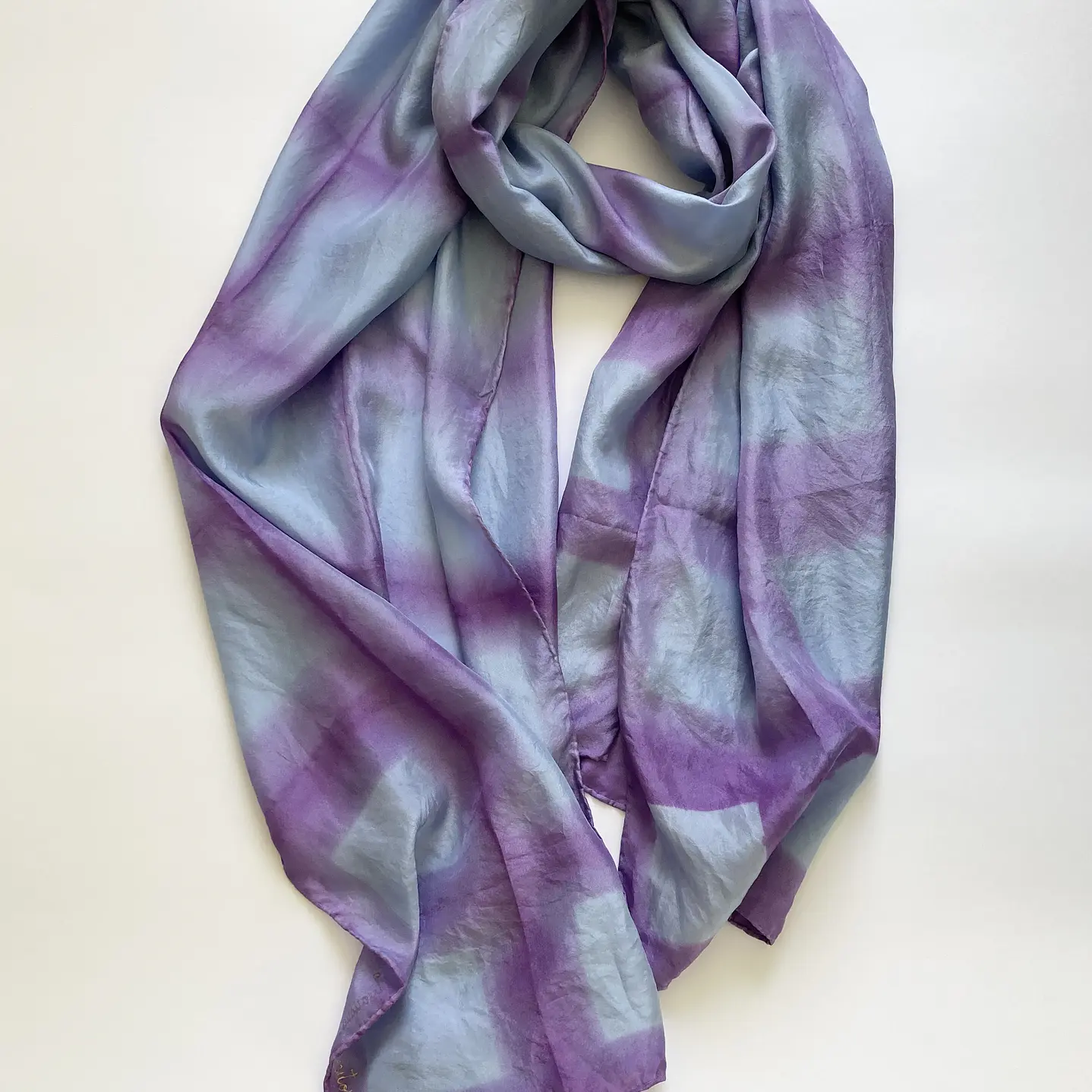 Pañuelo seda cuadros malva 1