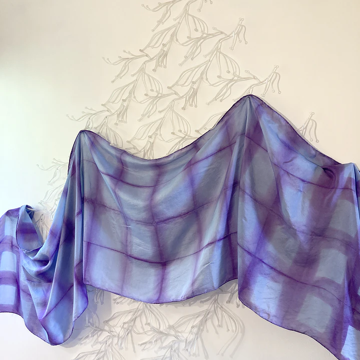 Pañuelo seda cuadros malva 2