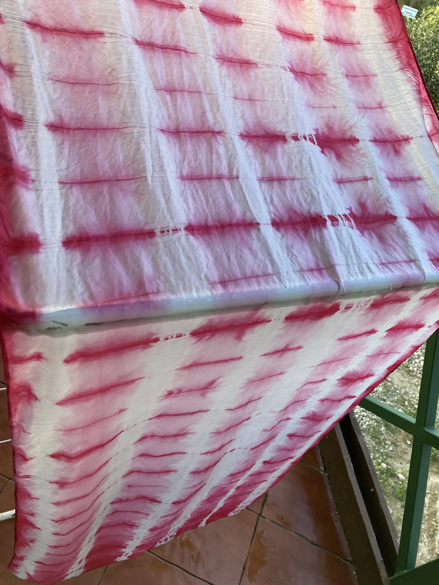 Pañuelo seda granate 1
