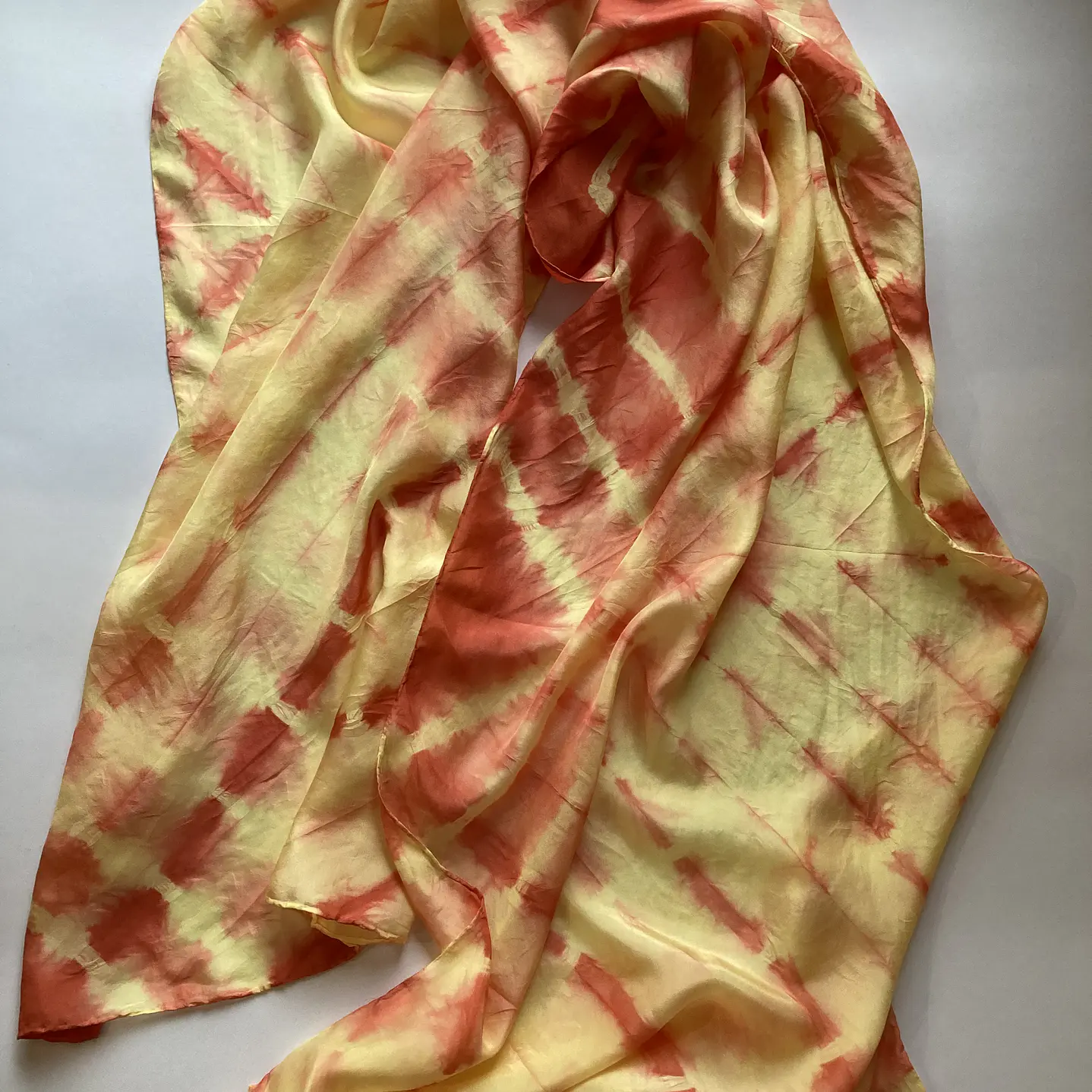 Pañuelo seda naranja 6