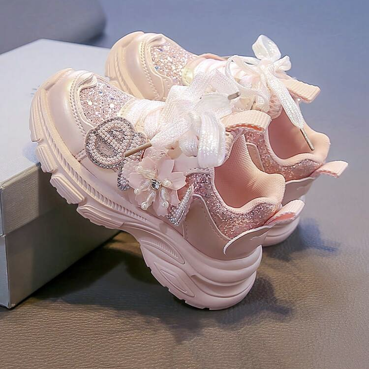 ZAPATILLAS DEPORTIVA CON BRILLO  1