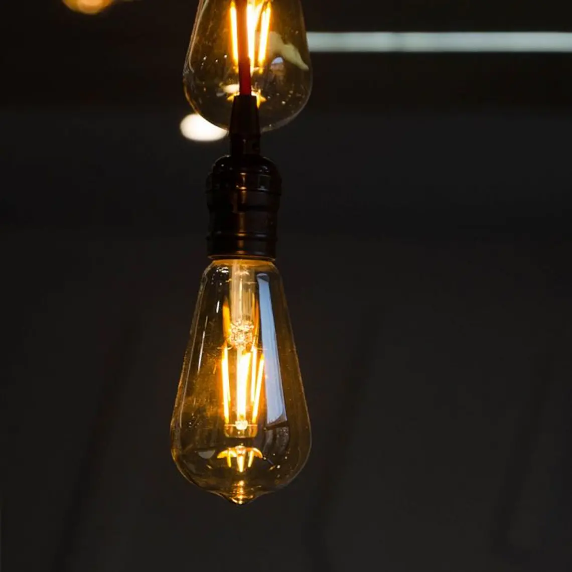 Lâmpada LED ST64 6W 2200K E27 âmbar V-TAC 4