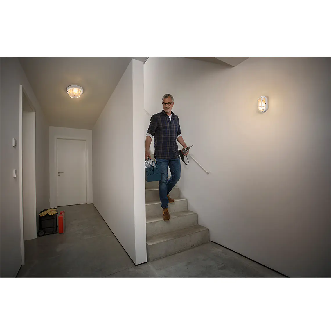 Bulkhead Essential redondo E27 Branco Ledvance 4