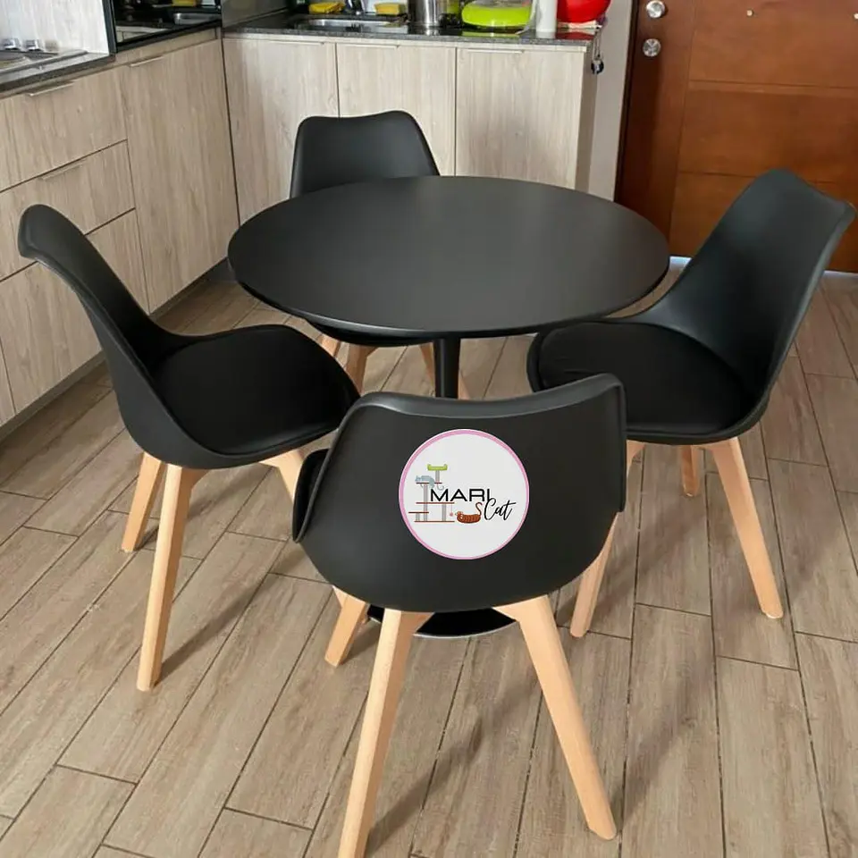 Mesa Tulip mas  Sillas Tulip 3