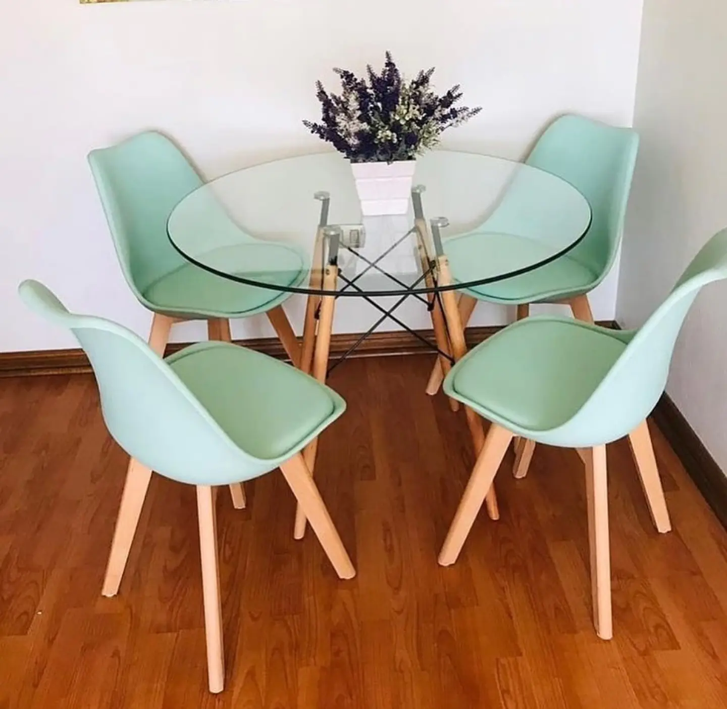 Comedor Redondo Vidrio 4 Sillas Tulip – Mesa 100cm 5