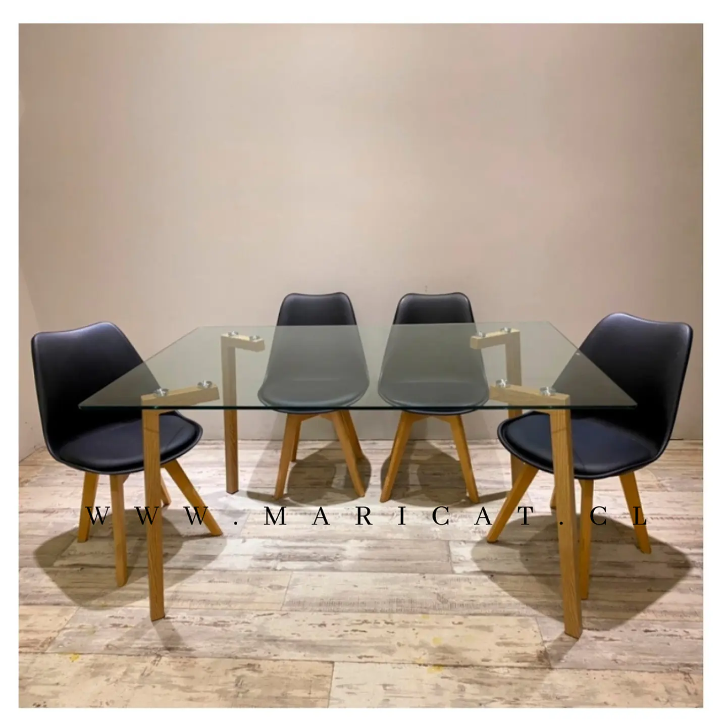 Mesa Rectangular Croacia Vidrio + 4 sillas tulip polipropileno con cojin- comedor 7