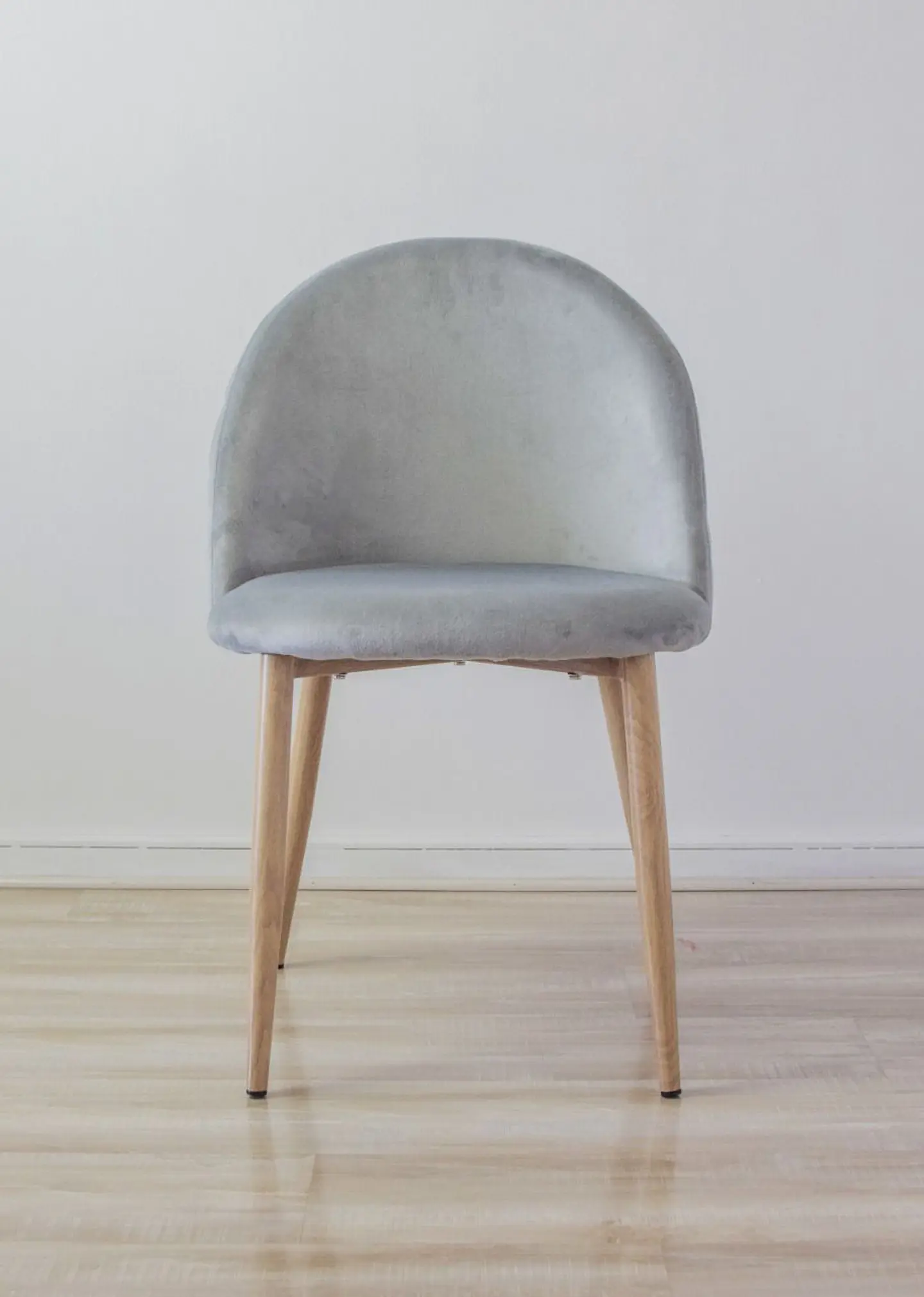 Silla Velvet  Tulip Gris Platino 3