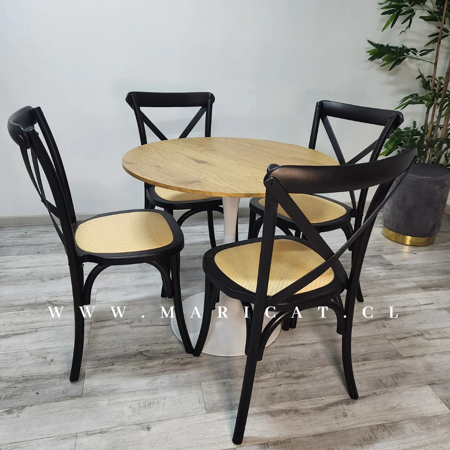 Comedor Redondo Mesa Tulip Wood Melamina + 4 Sillas Crossback Madera Ratán  4