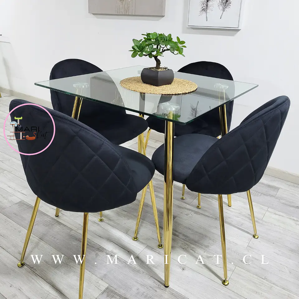Mesa Cuadrada Francia Gold + Silla Velvet Gold 1