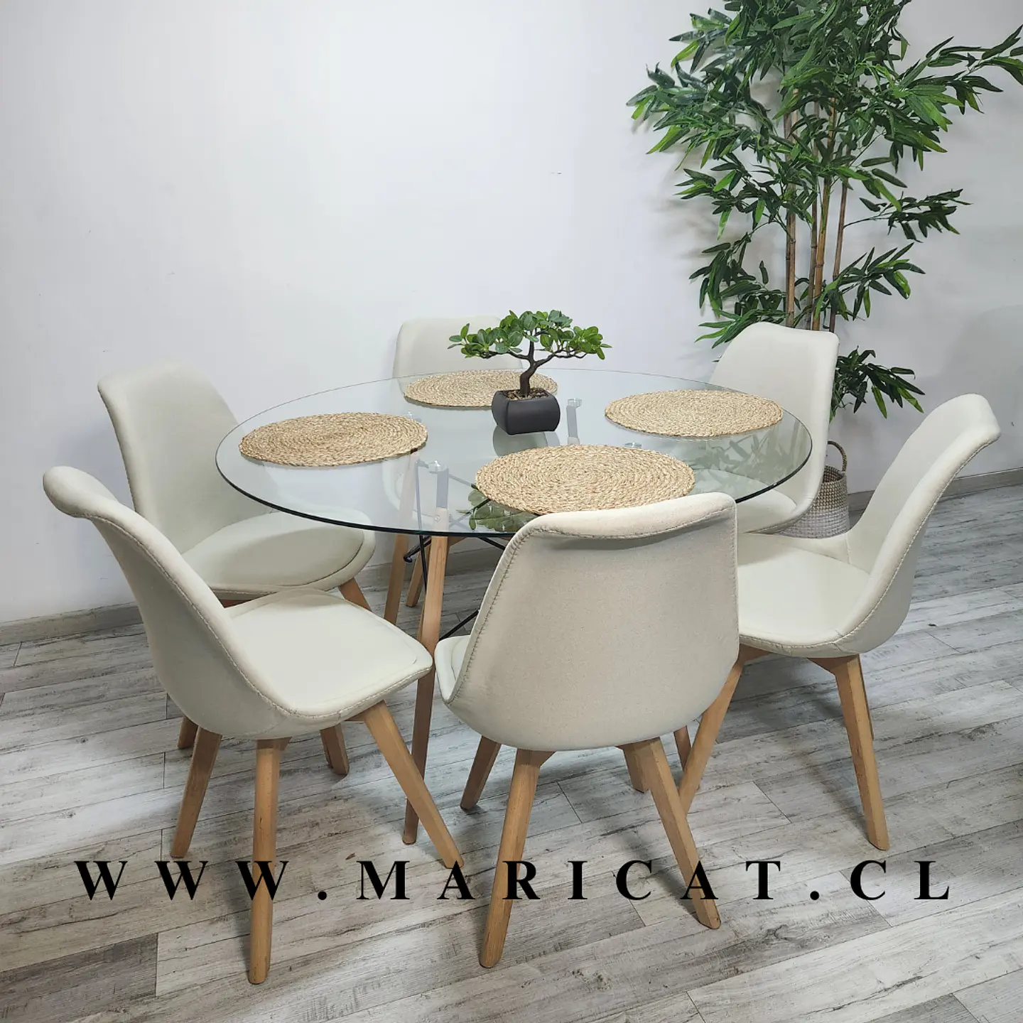 Comedor Redondo Mesa Eames Vidrio 120cm + 5 Sillas Tulip Lino 2