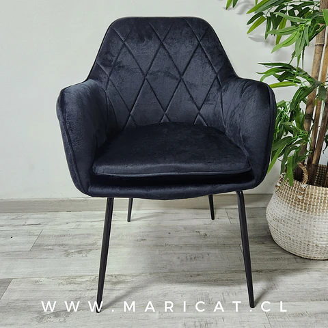 Silla Bagual Velvet Negro – Living y Recepción