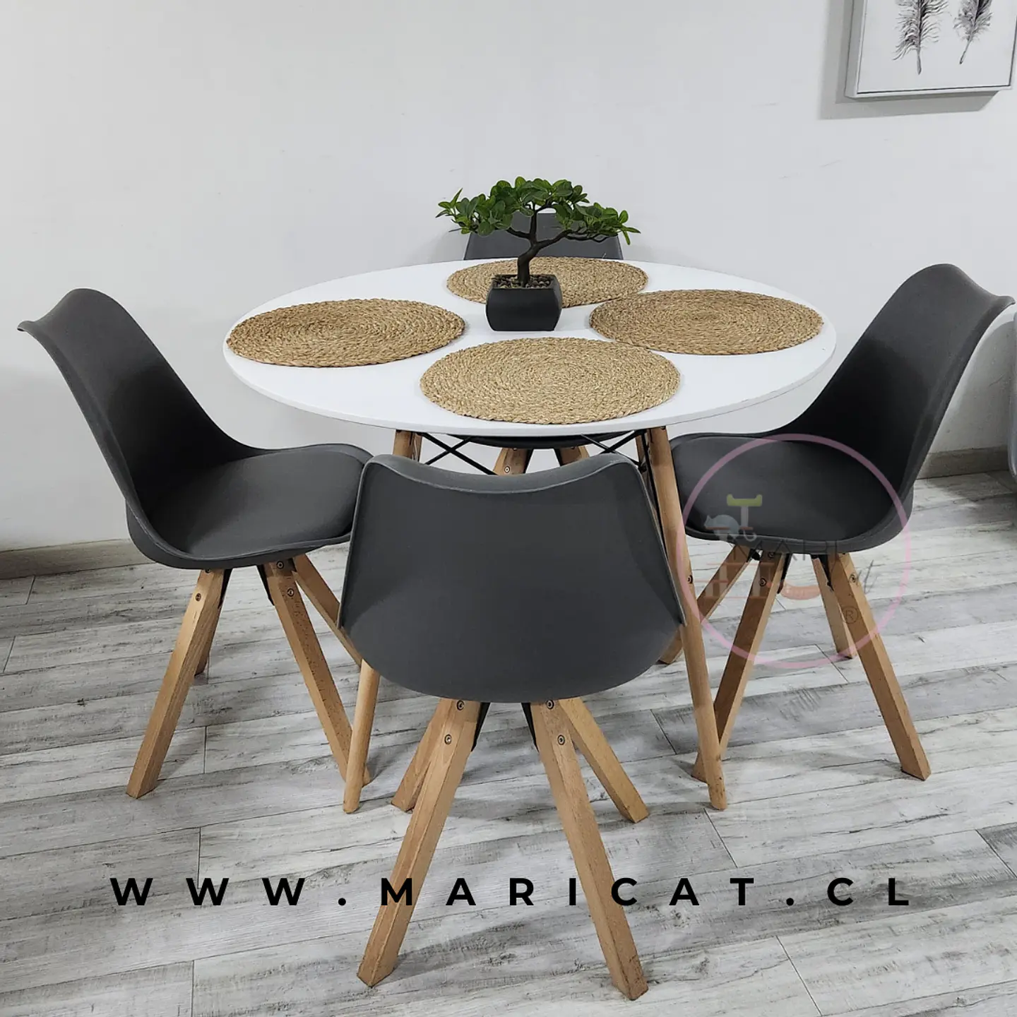 Mesa Eames Redonda Melamina +4 Sillas Tulip Nordic - Comedor  2