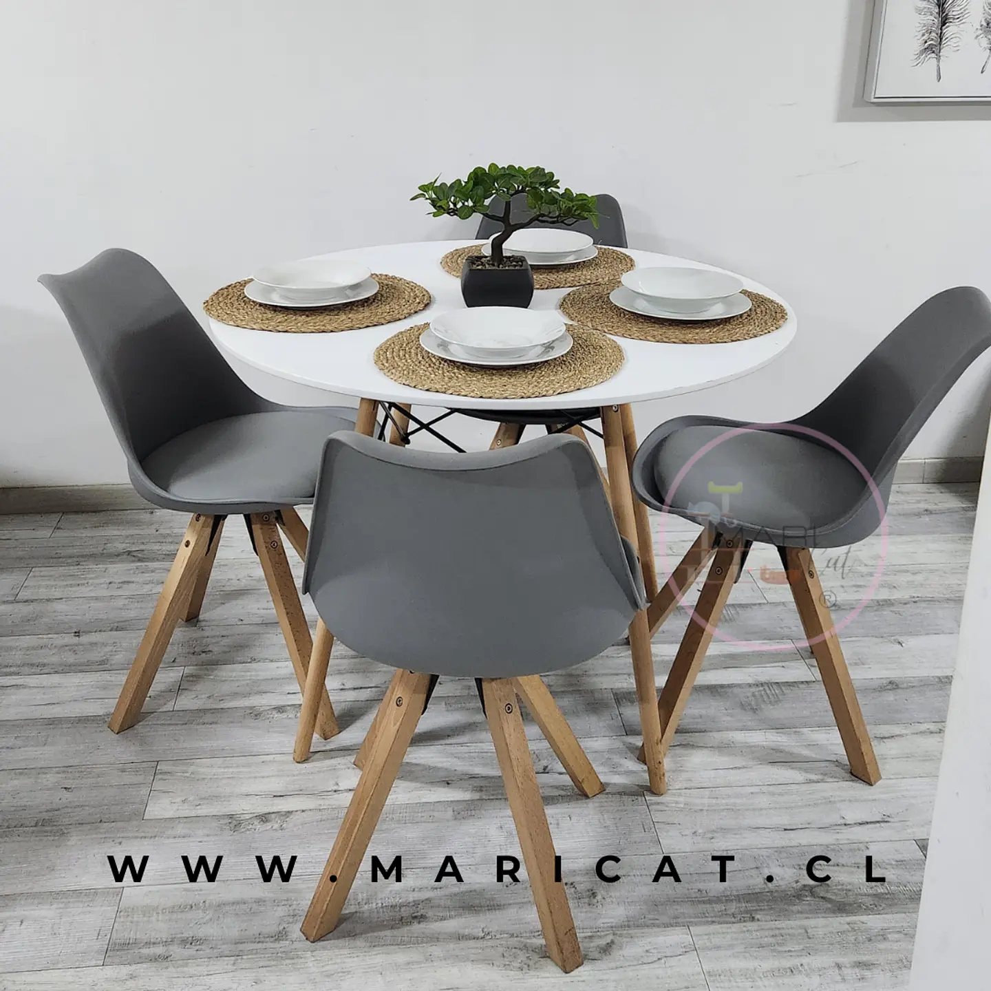 Mesa Eames Redonda Melamina +4 Sillas Tulip Nordic - Comedor  1