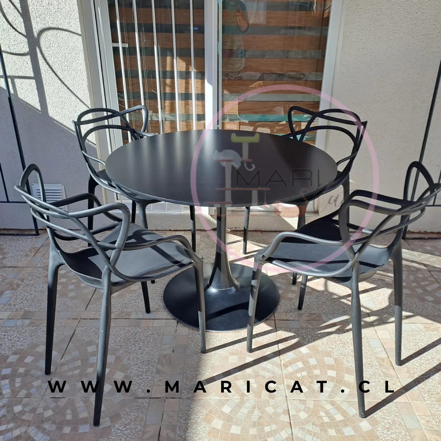 Mesa Tulip Redonda +4 Sillas Masters polipropileno – Comedor 100cm 2
