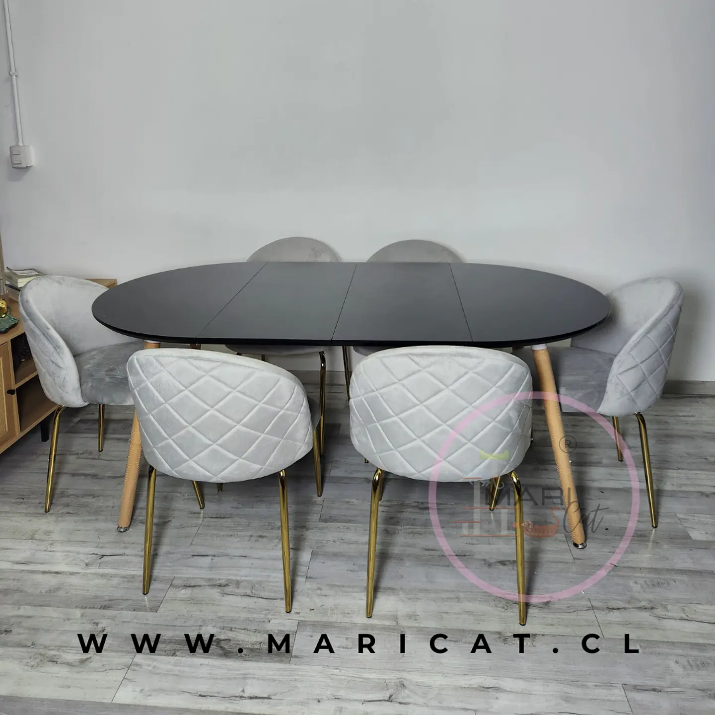 Mesa Expandible Eames MDF Redonda +4 Sillas Velvet - Comedor 1