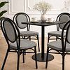 Mesa Tulip Cuadrada con Cubierta MDF y Base de Metal – Negro + 4 Silla Provence Parisina de Rattan para Exterior con Estructura de Aluminio – Gris Claro