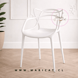 Silla Masters de Polipropileno Apilable Unicolor – Diseño Contemporáneo
