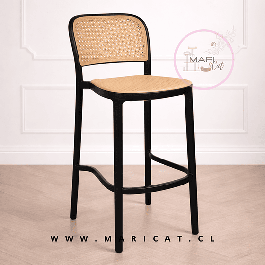 Taburete Lombardia Apilable de Polipropileno 