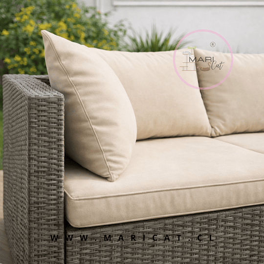 Juego de Terraza Lucca – Sofá Modular con Extensión y Puff